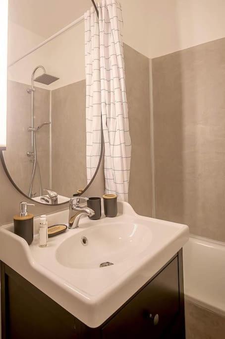 Rare Appart 2 Chambres En Duplex Design Au Panier Marseille Kültér fotó